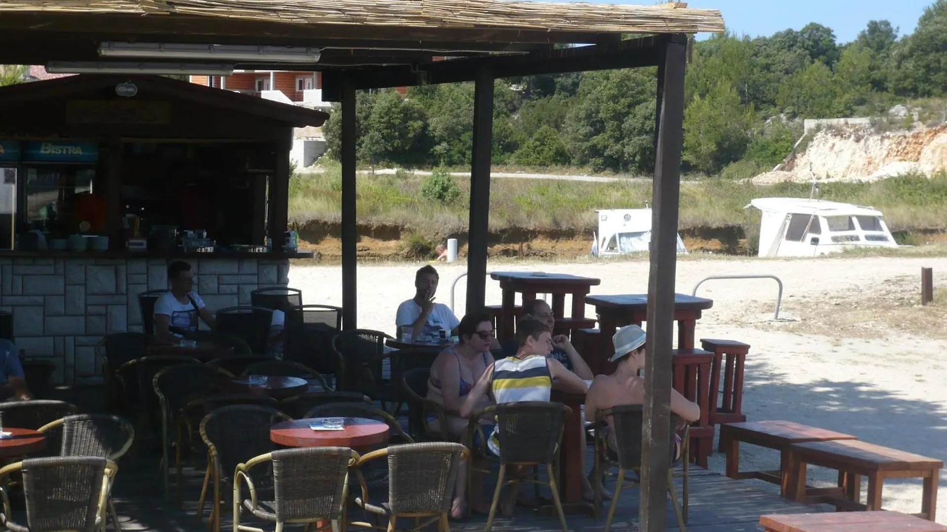 Apartments Jasna In Zaton Close To The Beach, Cleaning Included 0*, Zaton (Zadar)