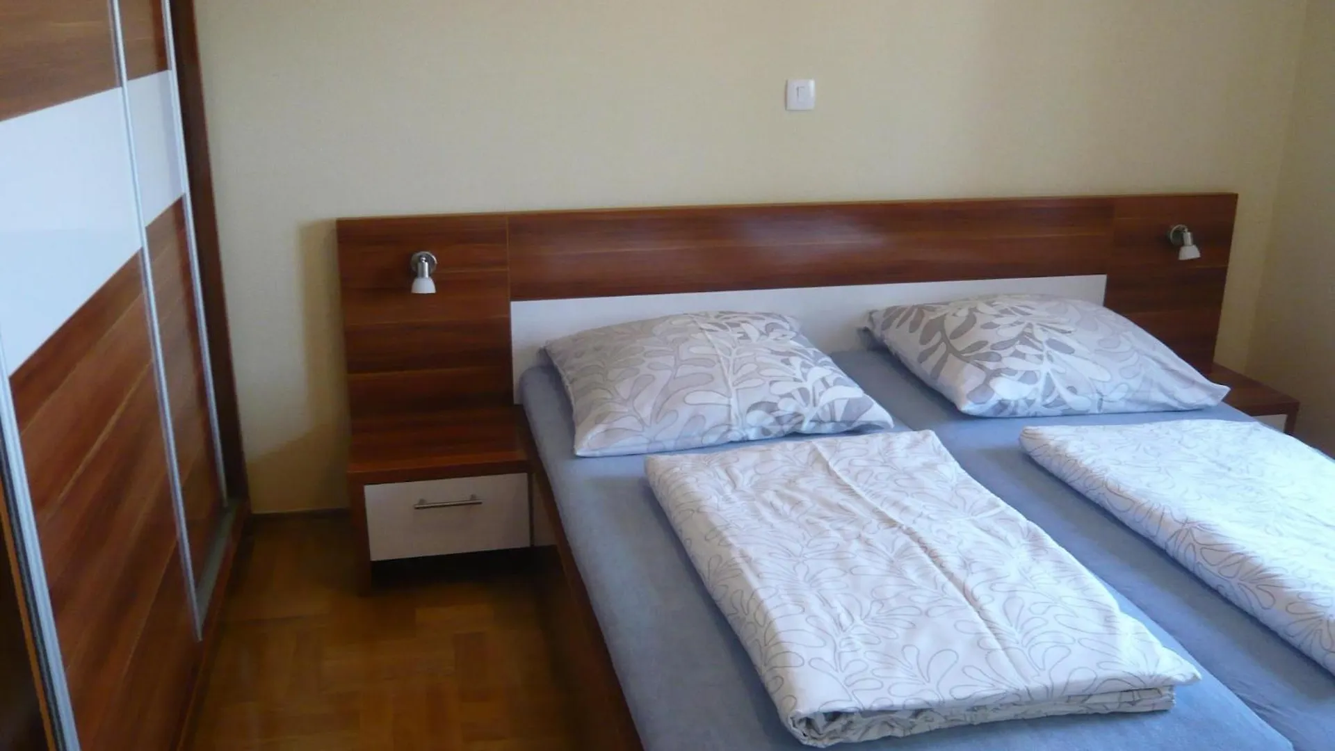 Apartments Jasna In Zaton Close To The Beach, Cleaning Included